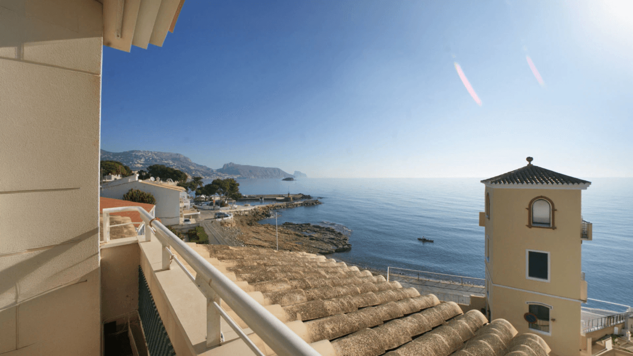Comprar piso en Altea: guía completa para invertir y vivir en la Costa Blanca
