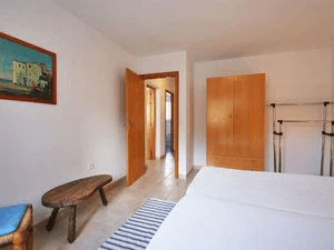 Casa unifamiliar en venta en Altea la Vella en una doble parcela con casa de huéspedes separada.
