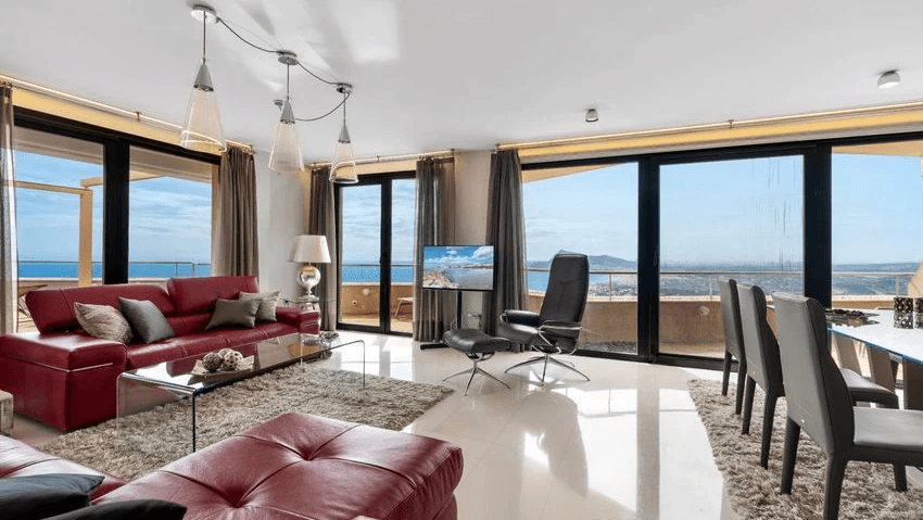 Impresionante ático dúplex con vista panoramicas al mar en Altea