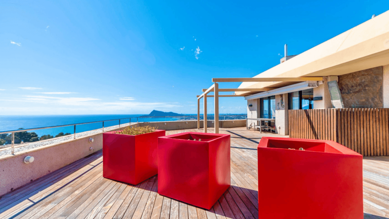 Impresionante ático dúplex con vista panoramicas al mar en Altea