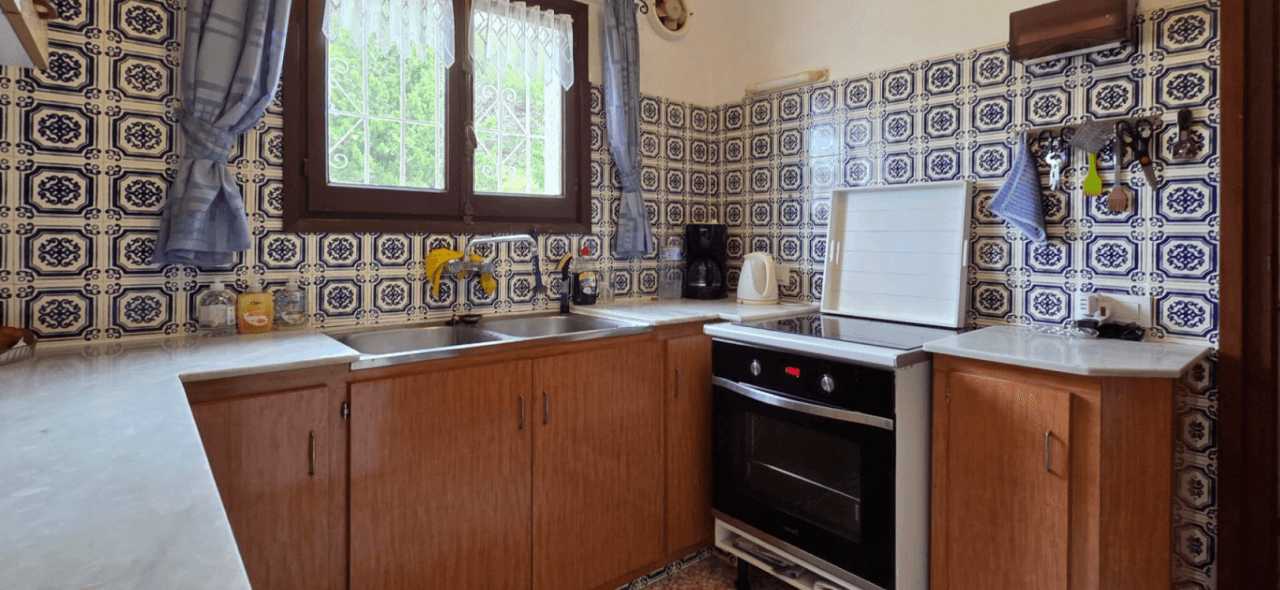 Hermosa casa con excelente terreno en venta en Altea Tosal de Molar