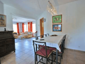 Casa unifamiliar en venta en Altea la Vella en una doble parcela con casa de huéspedes separada.