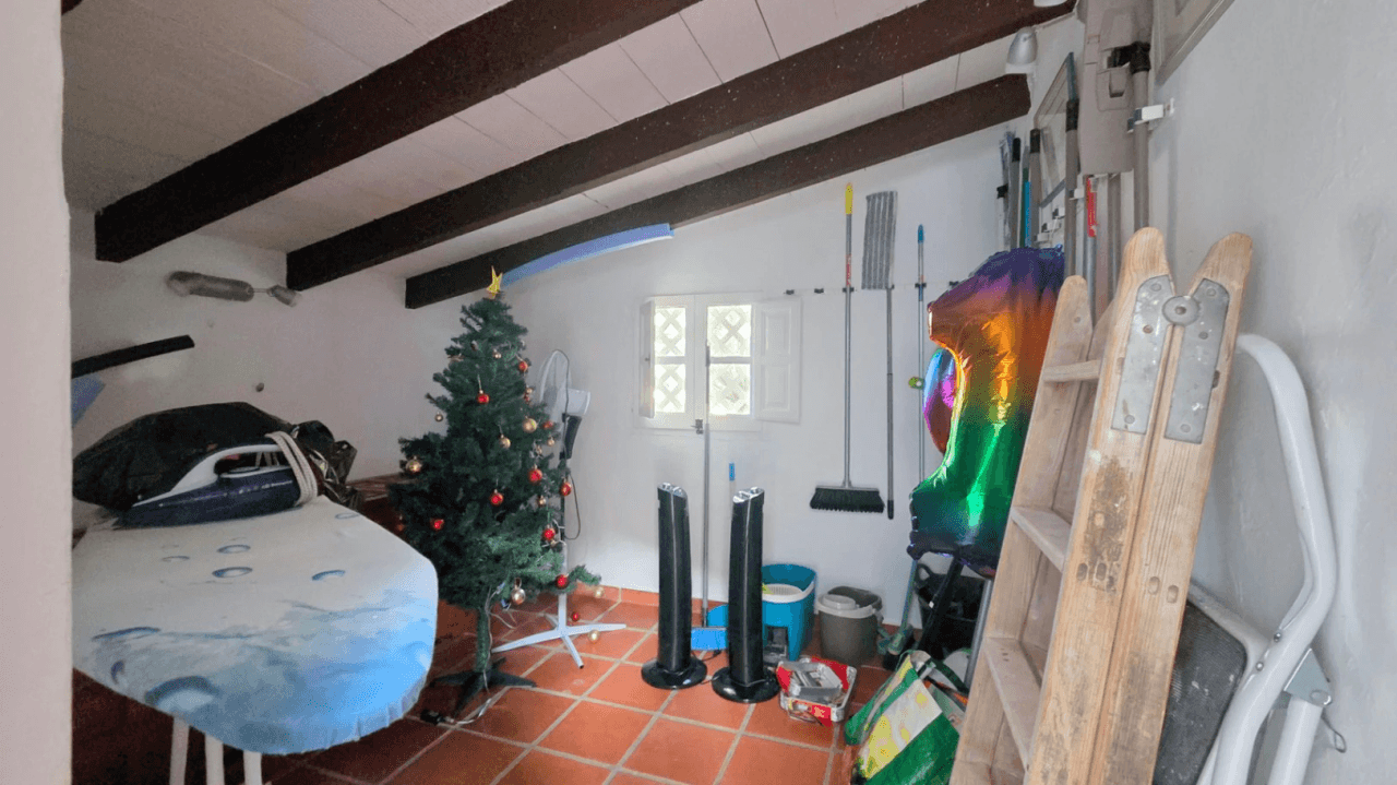 Villa maravillosamente renovada en Altea la Vella con vistas panorámicas al mar en venta