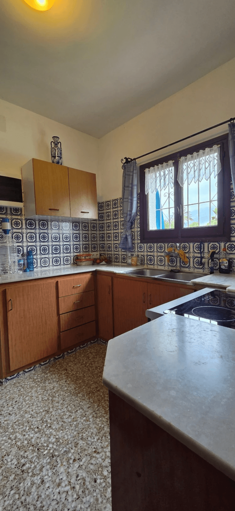 Hermosa casa con excelente terreno en venta en Altea Tosal de Molar