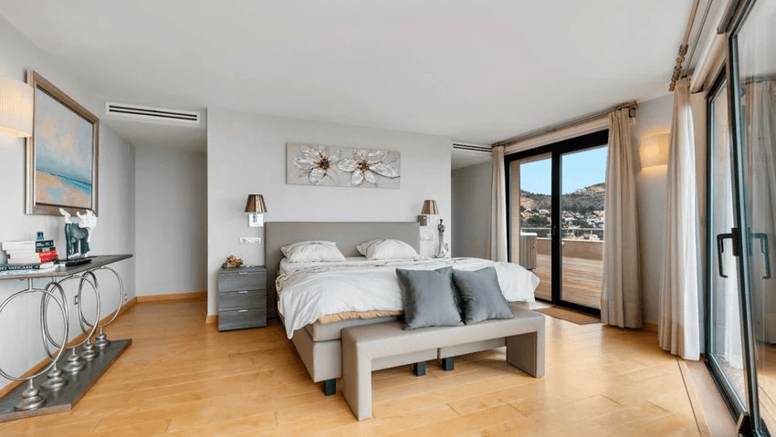 Impresionante ático dúplex con vista panoramicas al mar en Altea