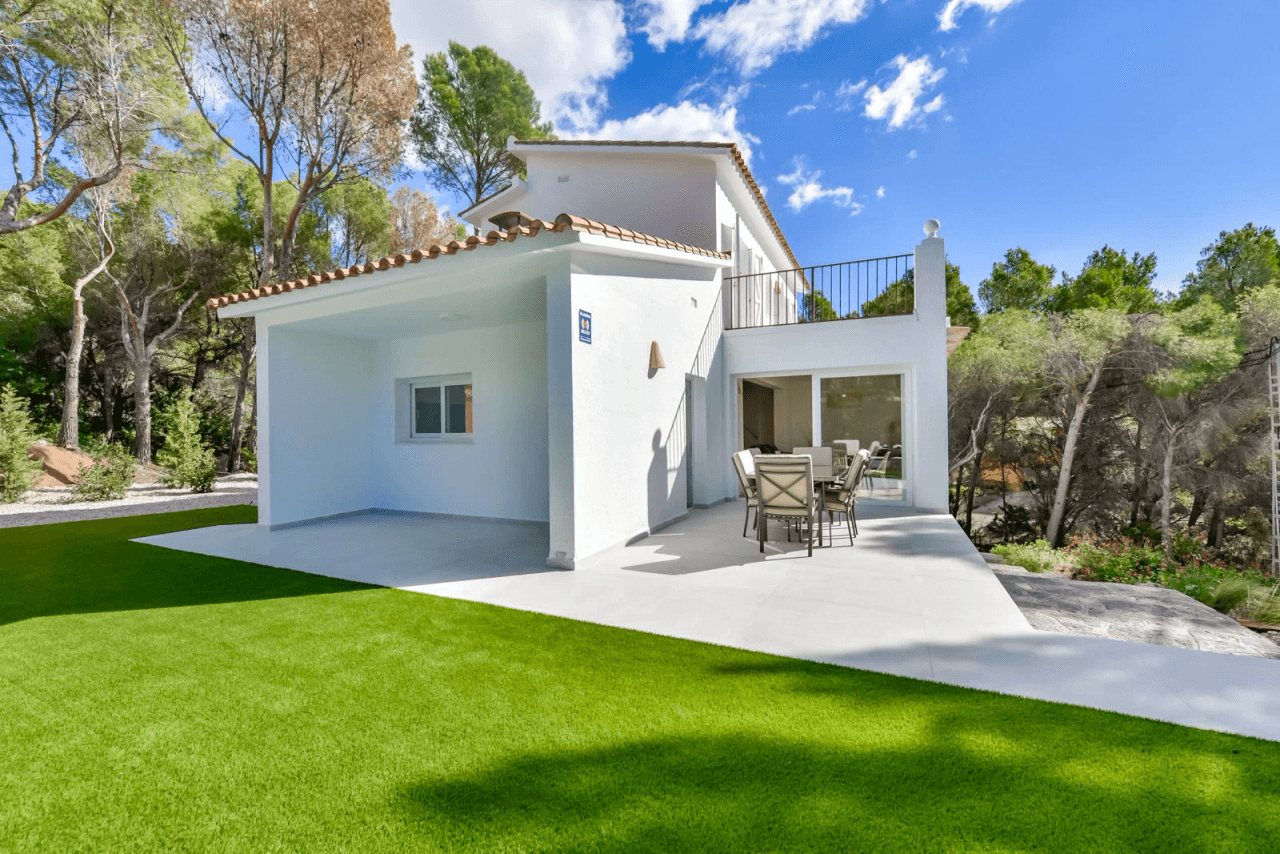 Villa en Altea la Vella reformada junto al Golf Don Cayo