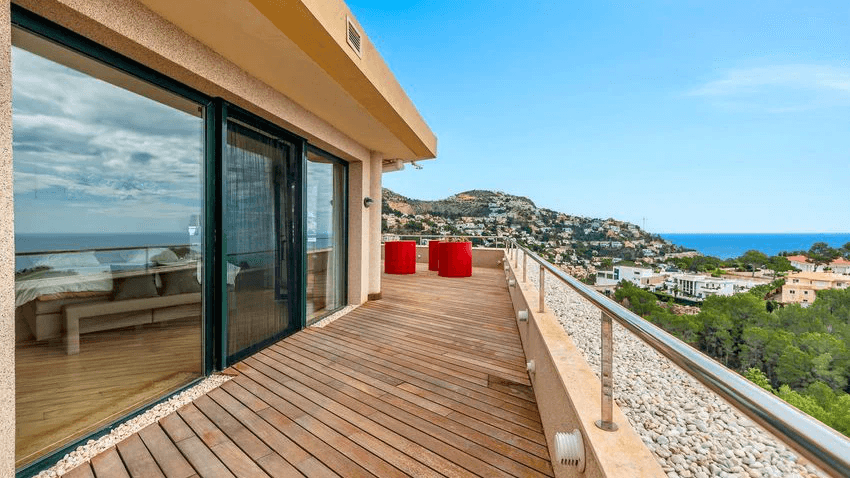 Impresionante ático dúplex con vista panoramicas al mar en Altea