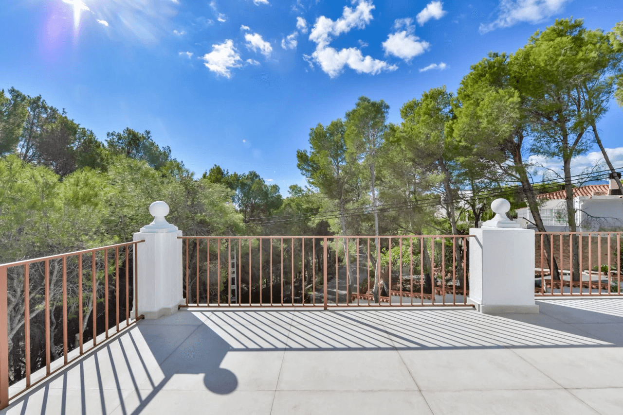 Villa en Altea la Vella reformada junto al Golf Don Cayo