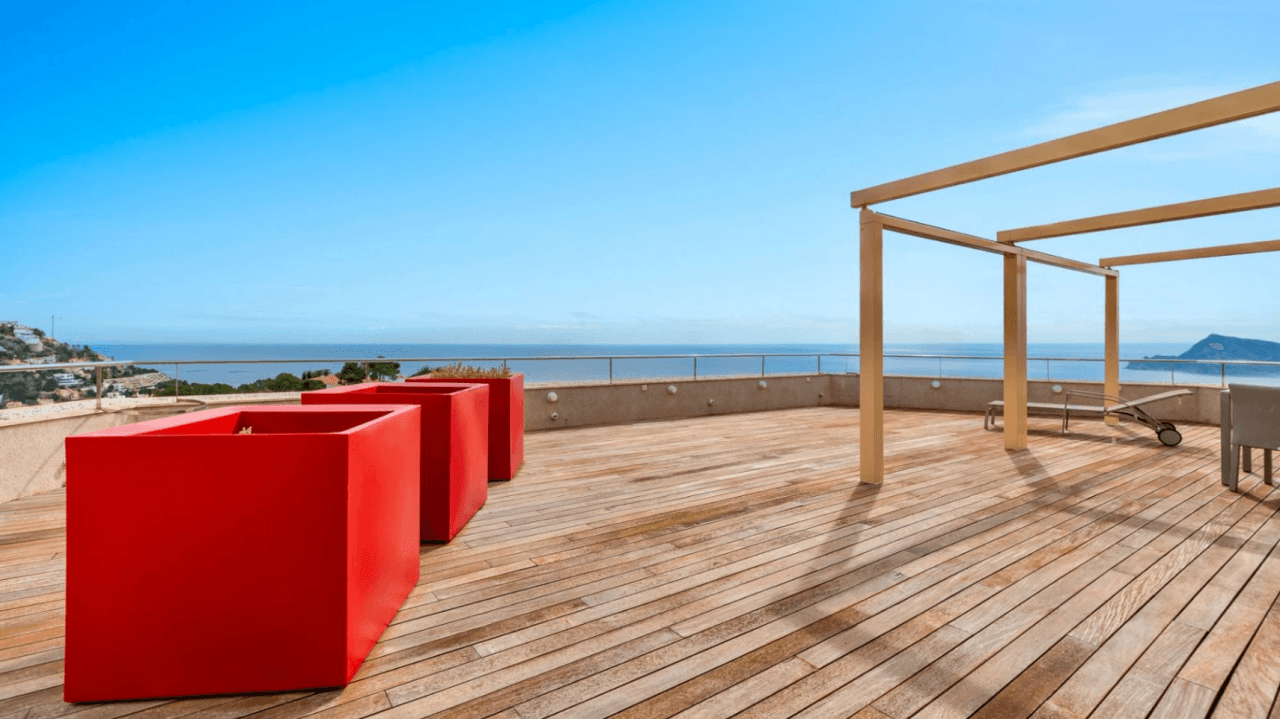 Impresionante ático dúplex con vista panoramicas al mar en Altea