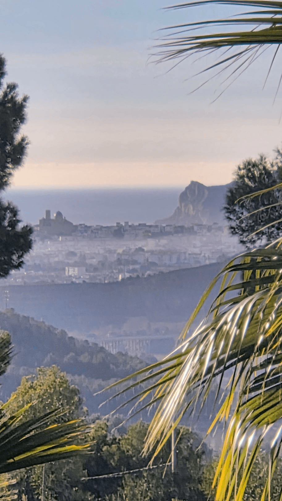 Villa maravillosamente renovada en Altea la Vella con vistas panorámicas al mar en venta