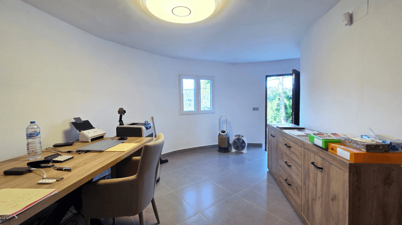 Villa maravillosamente renovada en Altea la Vella con vistas panorámicas al mar en venta