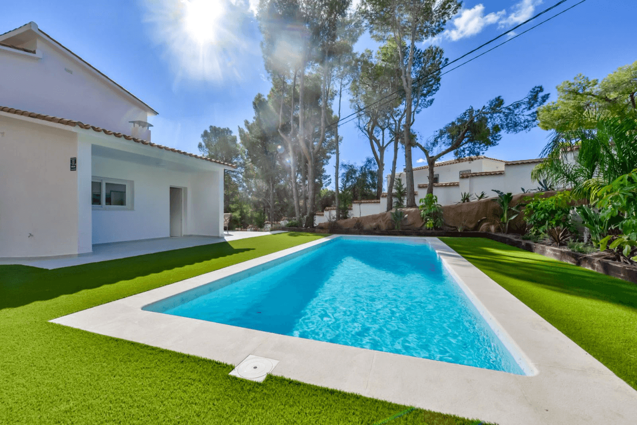 Villa en Altea la Vella reformada junto al Golf Don Cayo