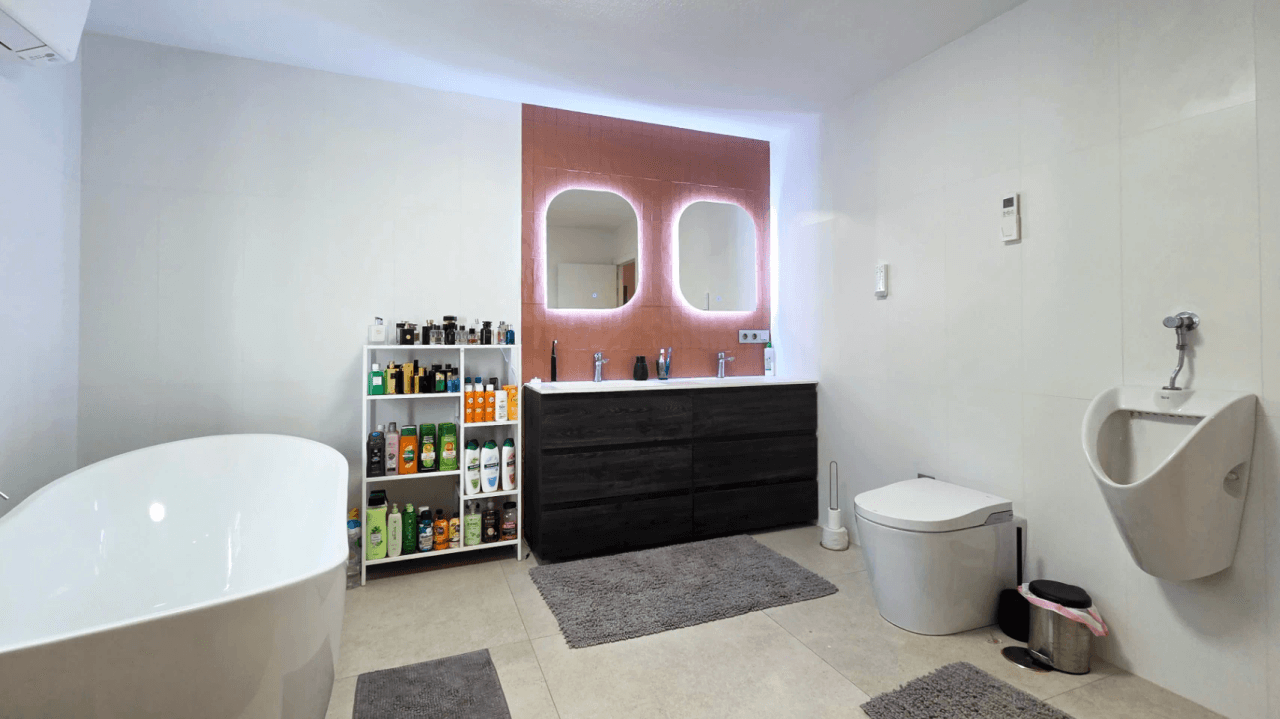 Villa maravillosamente renovada en Altea la Vella con vistas panorámicas al mar en venta