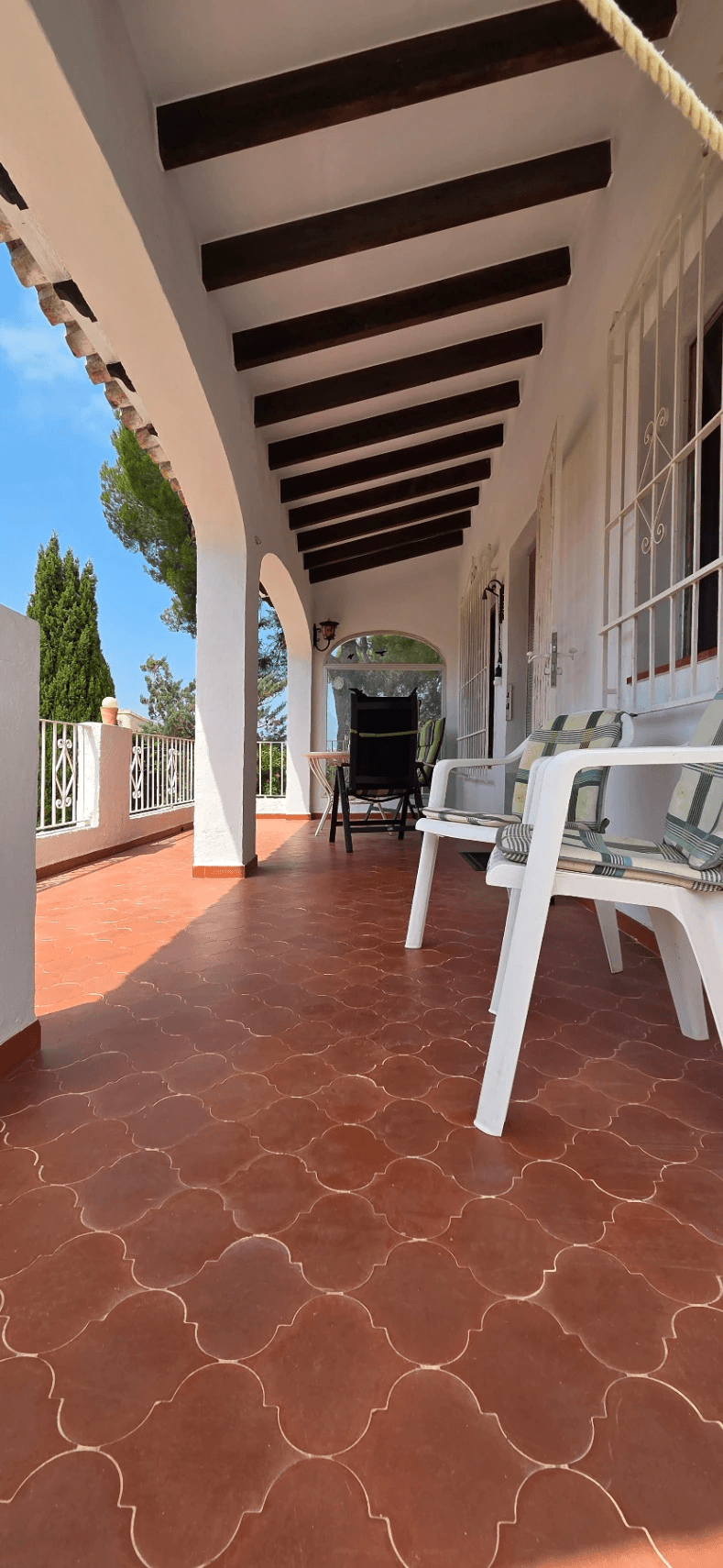 Hermosa casa con excelente terreno en venta en Altea Tosal de Molar