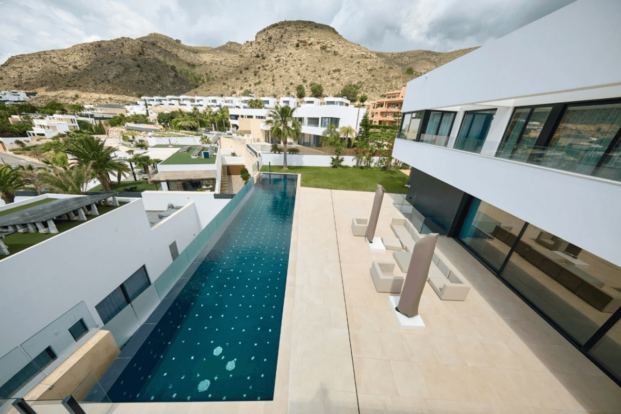 Villa de lujo moderno en Sierra Cortina Benidorm en venta