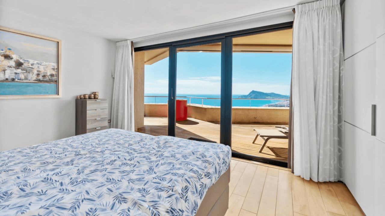 Impresionante ático dúplex con vista panoramicas al mar en Altea