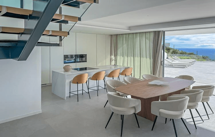 Villa de nueva construcción en venta en Altea Hills con vistas al mar.