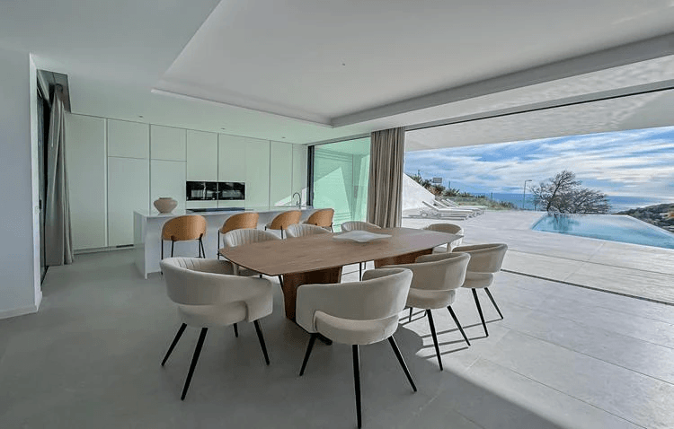 Villa de nueva construcción en venta en Altea Hills con vistas al mar.