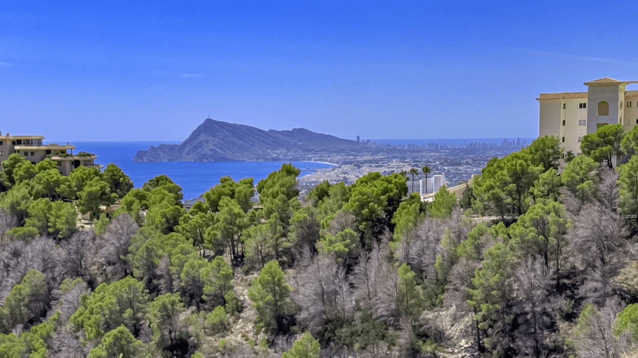 Villa de nueva construcción en venta en Altea Hills con vistas al mar.