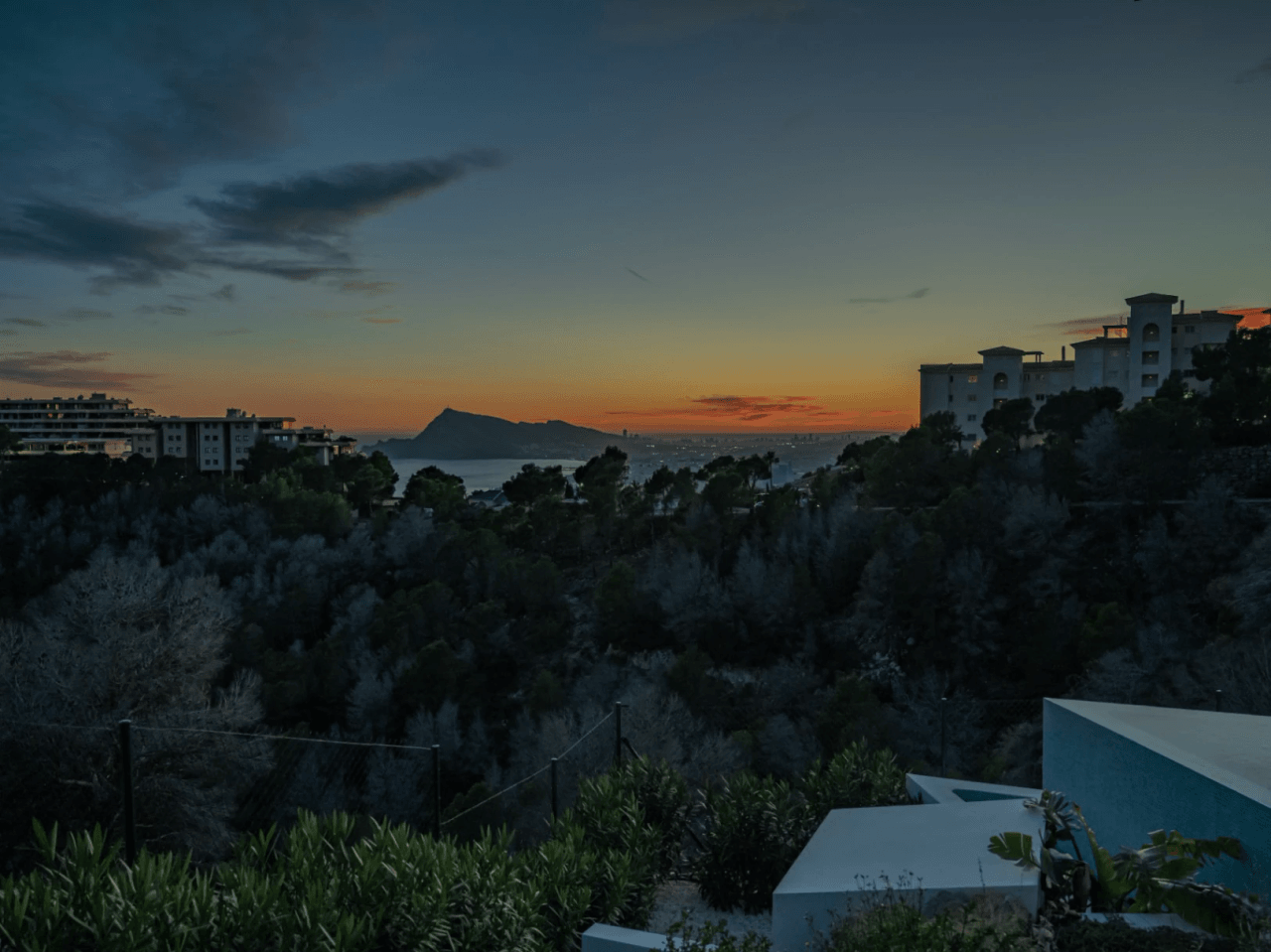 Villa de nueva construcción en venta en Altea Hills con vistas al mar.