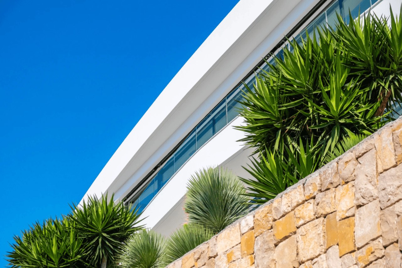 Impresionante villa de nueva construcción en Benissa con vistas panorámicas al mar de la costa