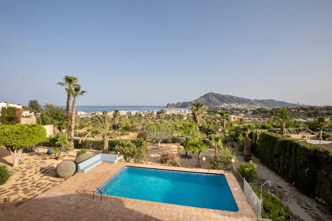 Buitengewone villa te koop in Altea - San Chuchim